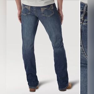 Wrangler 20X STYLE 42 Vintage Boot Cut Jeans